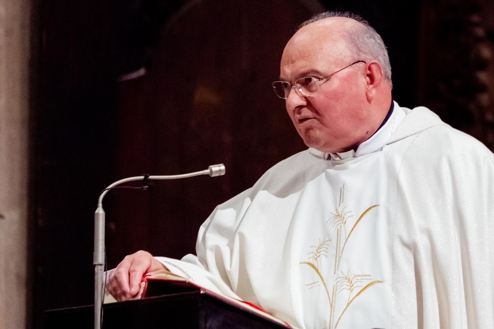 Polnoćka u katedrali svete Stošije