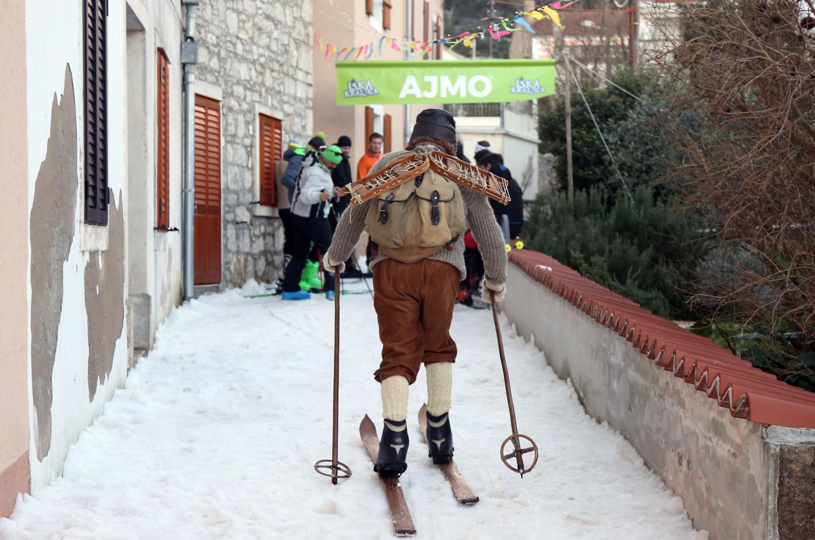 Skijaški spektakl u Velom Ižu: Pripreme za utrku “Iška kraljica”