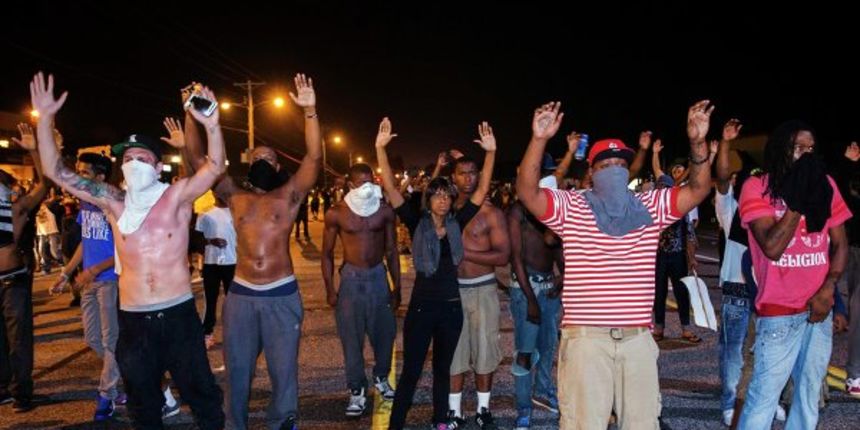 Prosvjedi u Fergusonu, foto: en.ria.ru