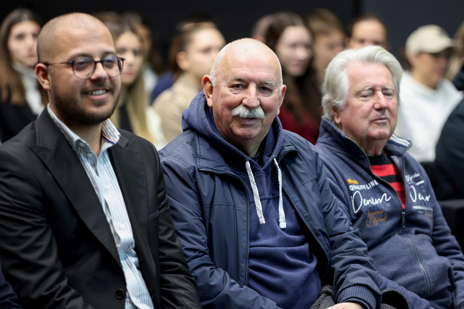 dodjela nagrada za najbolje sportaše i sportske kolektive Zadarske županije dodjela nagrada za najbolje sportaše i sportske kolektive Zadarske županije