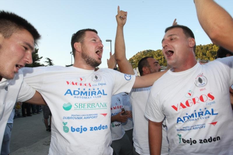 Gusari iz Komina pobjednici Maratona lađa od Metkovića do Ploča