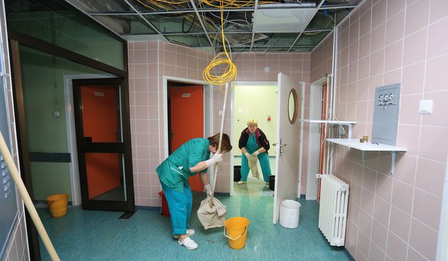 KBC Osijek, Puknuće cijevi