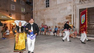 Etno večer s KUD Družina u Pagu Etno večer s KUD Družina u Pagu