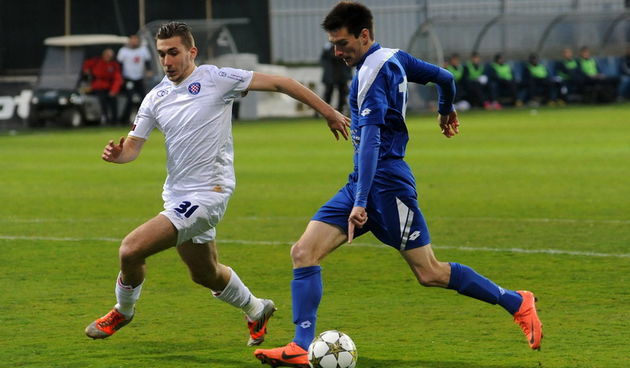 Zadar, 170313
Stadion Stanovi. 
24. kolo MaxTV Prva Liga. NK Zadar – NK Hajduk.
Na fotografiji: detalj s utakmice; Banovic (plavi).
Foto: Luka Gerlanc / CROPIX