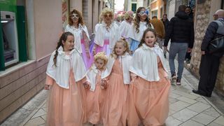 Zadarski Karneval 2020.: Povorka maskiranih skupina