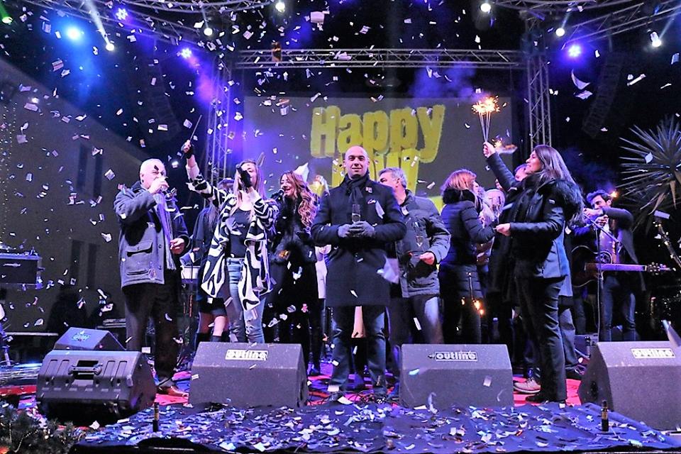 Spektakularni doček Nove 2017. godiner u Viru