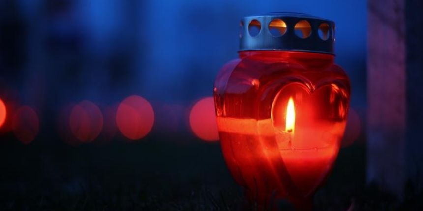 U Vukovaru su upaljene svijeće za poginule hrvatske branitelje i civile na Memorijalnom groblju žrtava iz Domovinskog rata. Photo: Petar Glebov/PIXSELL