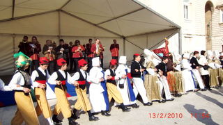 Zadarski karneval 2010: KUD “Druzina” Pag na Narodnom trgu