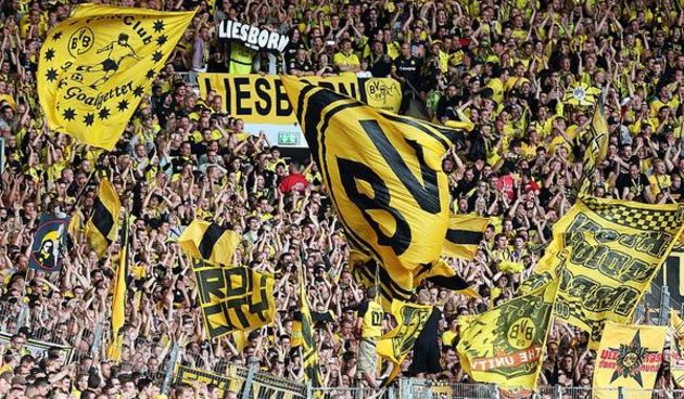 Navijači Borussije Dortmund, foto: twitter