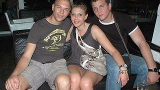 Ribarska festa zadarskih studenata u zagrebackom klubu Roko Ribarska festa zadarskih studenata u zagrebackom klubu Roko