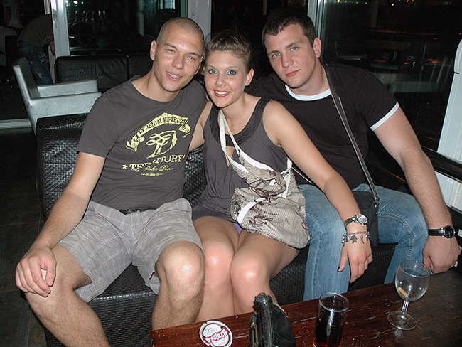 Ribarska festa zadarskih studenata u zagrebackom klubu Roko Ribarska festa zadarskih studenata u zagrebackom klubu Roko