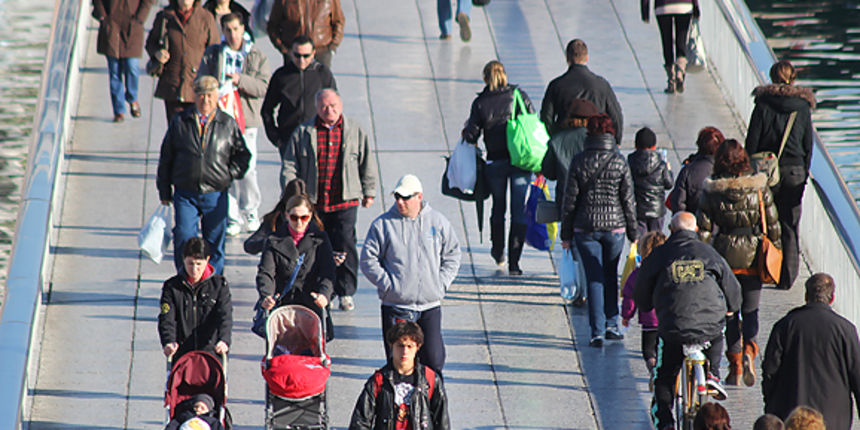 Đir po gradu, 20. prosinca 2011. (foto:Saša Čuka) Đir po gradu, 20. prosinca 2011. (foto:Saša Čuka)