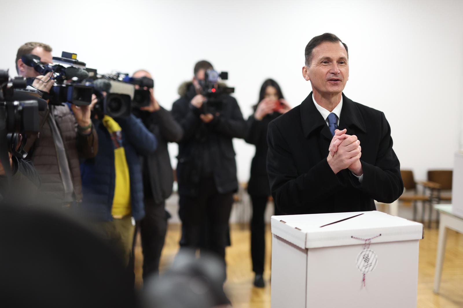 Dragan Primorac u drugom krugu glasovao na predsjedničkim izborima