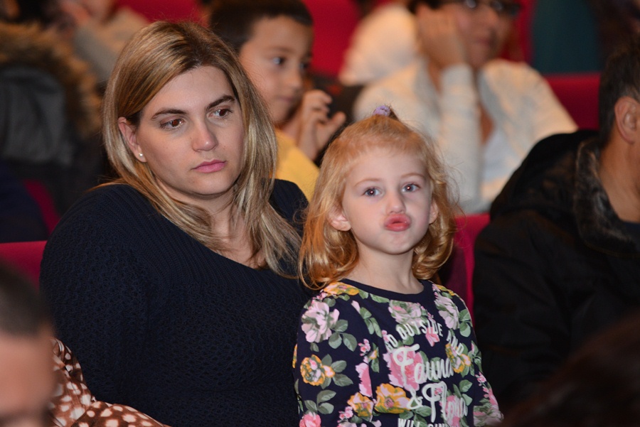 Sunce na Poluotoku: “Crvenkapica” Kazališta lutaka Zadar, Foto: Iva Perinčić