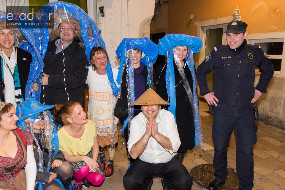 Cafe bar Doma: Povratak u Dolinu ćupova Cafe bar Doma: Povratak u Dolinu ćupova