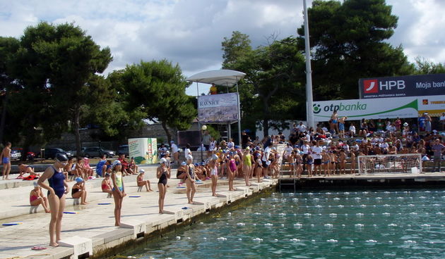 Plivacko natjecanje “Ljeto 2011” na bazenu Kolovare