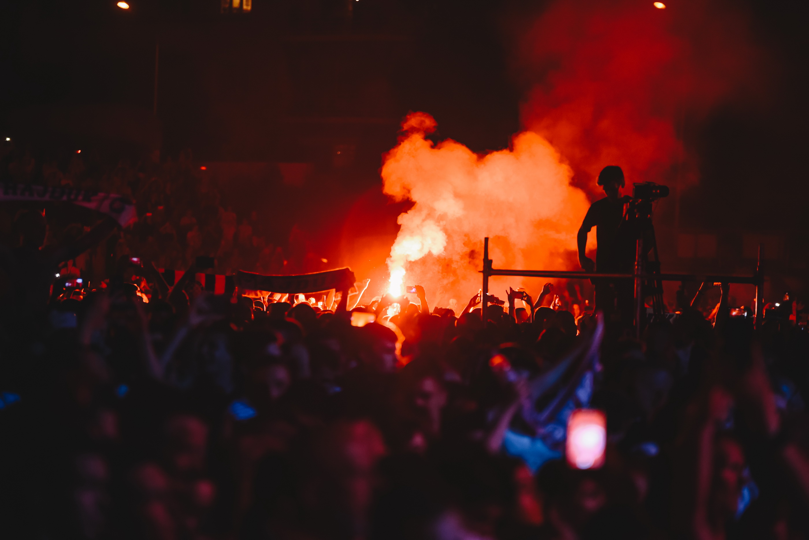 Stari Plac: Mišo Kovač i prijatelji priredili nezaboravan koncert