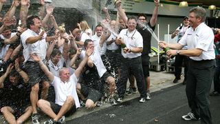 Proslava naslova prvaka F1 Jensona Buttona i Brawn GP-a (foto www.f1-live.com)