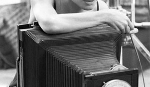 Angelina Jolie za Marie Claire, foto by A. Hey