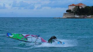 Wind i Kite surfing na Kolovarama 3. studenog 2013.  foto: Tome Grbeša