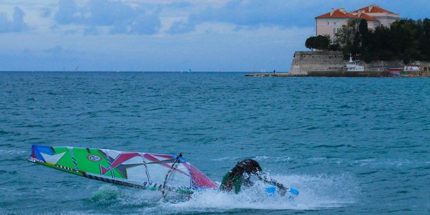 Wind i Kite surfing na Kolovarama 3. studenog 2013.  foto: Tome Grbeša