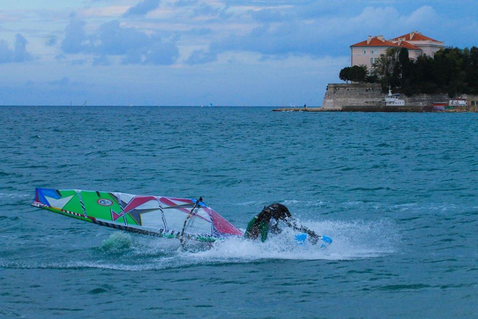 Wind i Kite surfing na Kolovarama 3. studenog 2013.  foto: Tome Grbeša