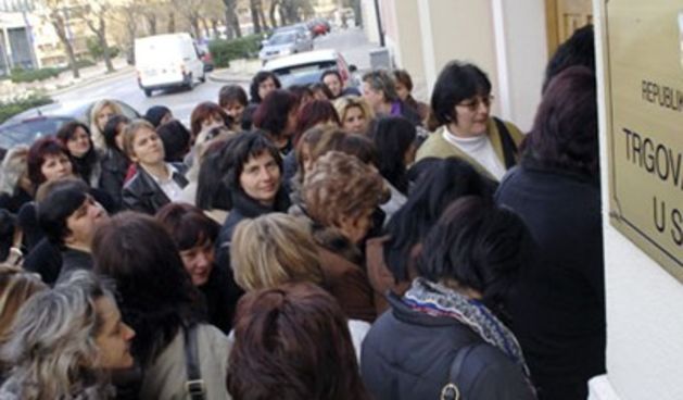 Radnici Dalmatinke Nove (Foto: Joško Ponoš/CROPIX)