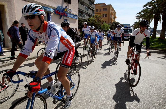 Zadar, 070413.
Branimirova obala.
U povodu Svjetskog dana zdravlja i u sklopu Zupanijskih dana 2013. godine, Tim za zdravlje Zadarske zupanije i Grad Nin organizirali su biciklijadu pod nazivom Od Branimira do Branimira na relaciji Zadar-Nin-Zadar u dulj Zadar, 070413.
Branimirova obala.
U povodu Svjetskog dana zdravlja i u sklopu Zupanijskih dana 2013. godine, Tim za zdravlje Zadarske zupanije i Grad Nin organizirali su biciklijadu pod nazivom Od Branimira do Branimira na relaciji Zadar-Nin-Zadar u dulj