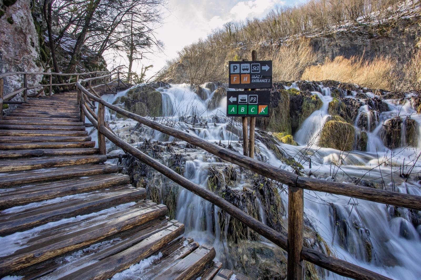 Zimska idila u Nacionalnom parku Plitvička jezera Zimska idila u Nacionalnom parku Plitvička jezera