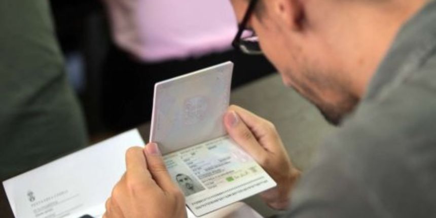 Radna dozvola, foto: www.blic.rs