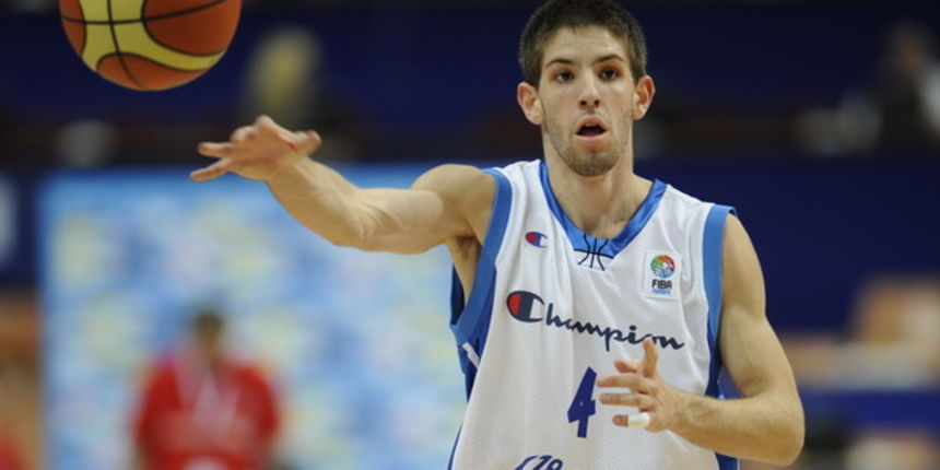 Katowice, 180909. Dvorana Sport Arena Spodek. Europsko prvenstvo u kosarci u Poljskoj, europski juniorski all star momcadi. Na slici: Toni Prostran u bijeloj majici, mladi igrac KK Zadar. Foto: Drago Sopta  / CROPIX