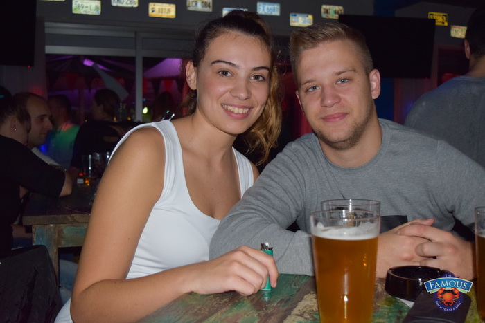 Songbusters i Elena Stella @ Famous Beach Bar & Grill Songbusters i Elena Stella @ Famous Beach Bar & Grill