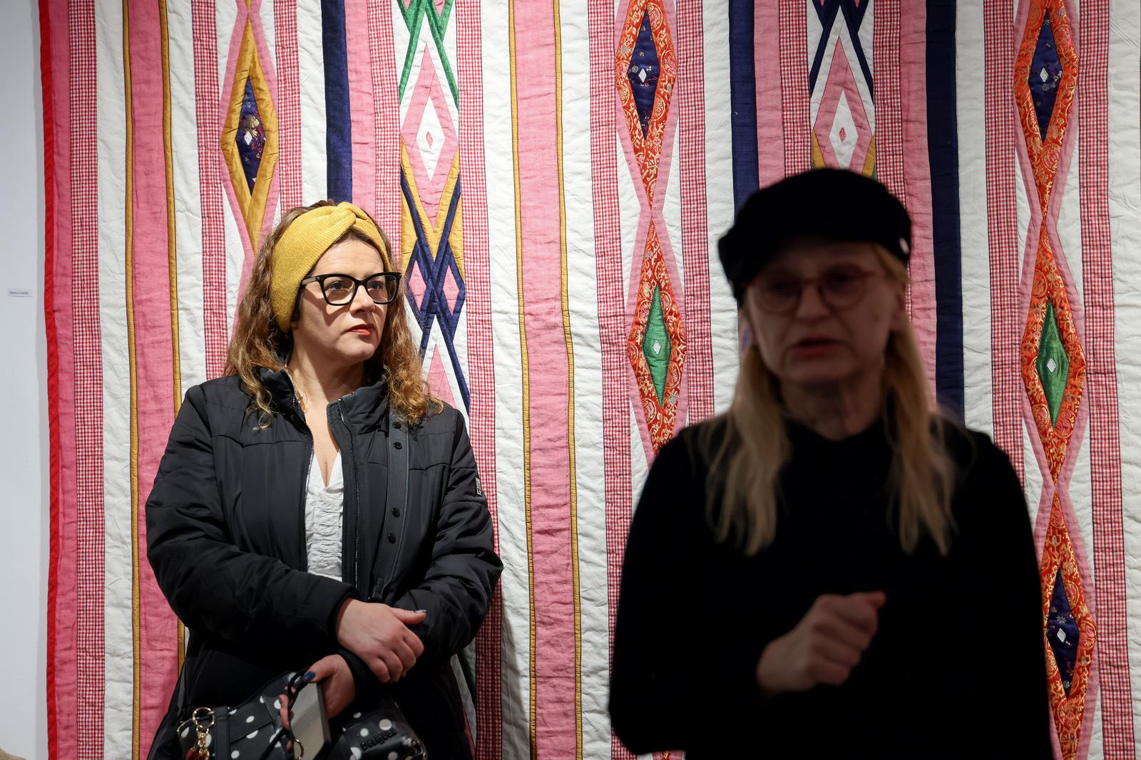 Kneževa palača: Otvorena izložba “Ornamentika sjeverne Dalmacije” Kneževa palača: Otvorena izložba “Ornamentika sjeverne Dalmacije”