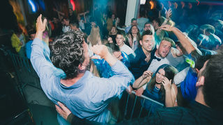 Zadarska večer s Ivicom Sikirićem Ićom u Hitch baru, 8.5.2015. (Foto: Ivan Toman) Zadarska večer s Ivicom Sikirićem Ićom u Hitch baru, 8.5.2015. (Foto: Ivan Toman)