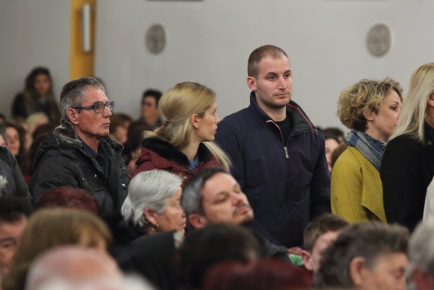 Bibinje: Održana tradicionalna procesija Velikog Petka. Foto: Leo Banić
