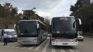 Svakodnevne situacije zadarskom na poluotoku: prometne nevolje zbog lošeg rješenja ukrcajno/iskrcajnih mjesta za turističke autobuse