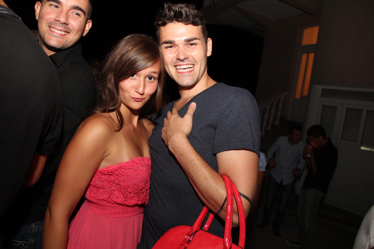 Vagabundo bar Vir: After party uz grupu Magazin, foto: Iva Perinčić Vagabundo bar Vir: After party uz grupu Magazin, foto: Iva Perinčić