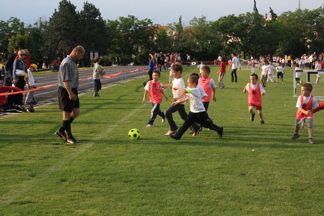 9. Olimpijski festival djecjih vrtica Zadarske zupanije: Nogometni turnir djevojcica i djecaka