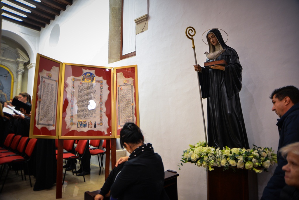 Nadbiskup Puljić predvodio svečano misno slavlje u crkvi. sv. Marije u sklopu obilježavanja 950. obljetnice spomena samostana. Foto: Iva Perinčić