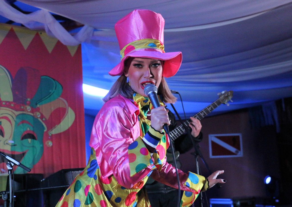 Virski Karneval veliko finale: nastupila Maja Šuput Virski Karneval veliko finale: nastupila Maja Šuput