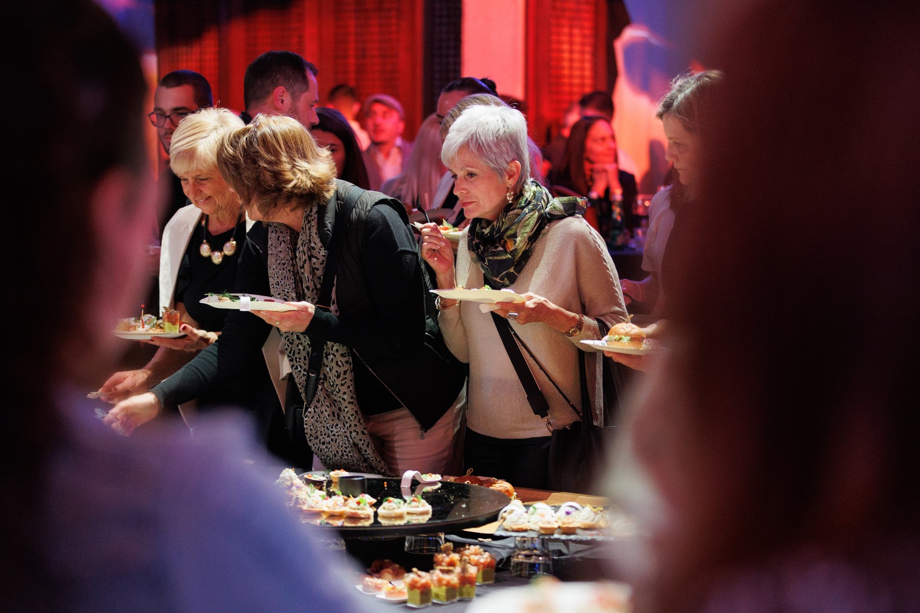 Gala večera japanskih i hrvatskih kuhara napunila Arsenal do posljednjeg mjesta Gala večera japanskih i hrvatskih kuhara napunila Arsenal do posljednjeg mjesta