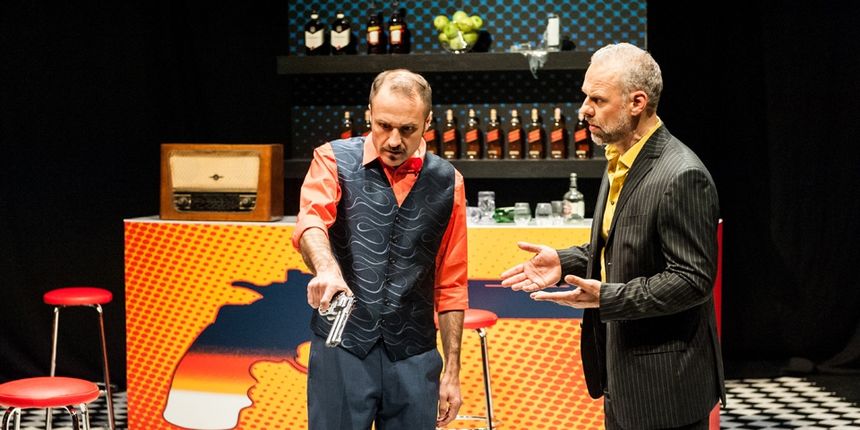 Ubojstvo u klubu Quasimodo Ubojstvo u klubu Quasimodo