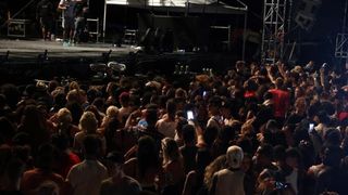 Koncert Chrisa Browna, koji je trebao biti održan na plaži Zrće, zbog jake bure je održan u prepunom klubu Aquarius.  Photo: Dalibor Urukalović/PIXSELL