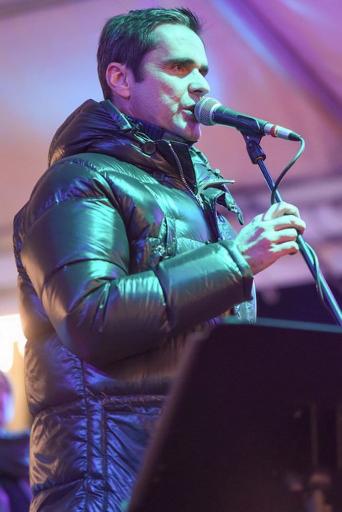 Advent u Zadru: Đani Stipaničev @ Trg Petra Zoranića