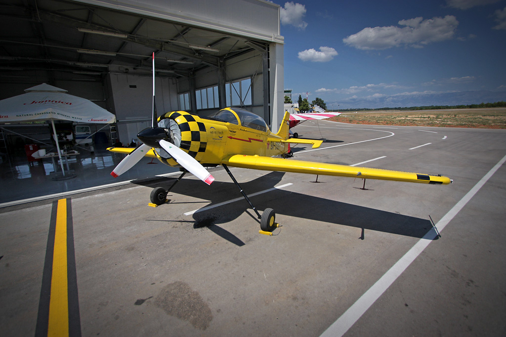 Đir akrobatskim zrakoplovom, Foto: Marin Gospić