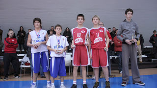 Podjela medalja na Božićnom košarkaškom turniru