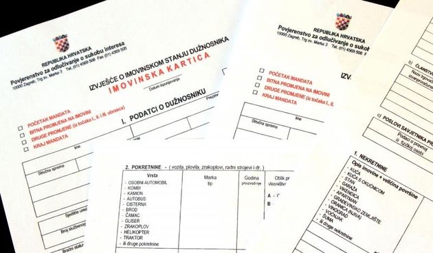 Obrazac imovinske kartice. Photo: Dusko Jaramaz/PIXSELL