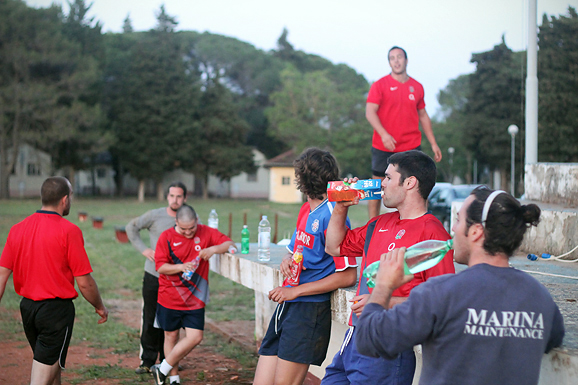 Trening zadarskih ragbijaša u Zemuniku (foto:Saša Čuka)