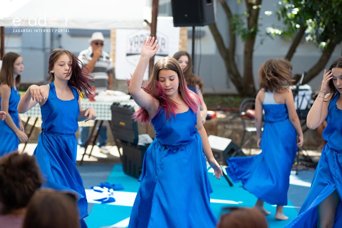 KvartArt 2018: Nedjeljno jutro proteklo u znaku plesa i glazbe KvartArt 2018: Nedjeljno jutro proteklo u znaku plesa i glazbe