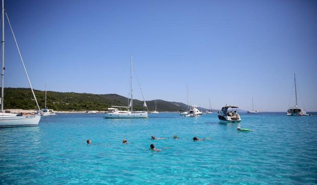 25.07.2013., Dugi otok – Dugi otok pripada zadarskoj otocnoj skupini sjevernodalmatinskih otoka. Na otoku se nalazi jedanaest naselja, a svojim prekrasnim uvalama i plazama privlaci velik broj turista. Photo: Filip Brala/PIXSELL Autor  Filip Brala/PIXSE